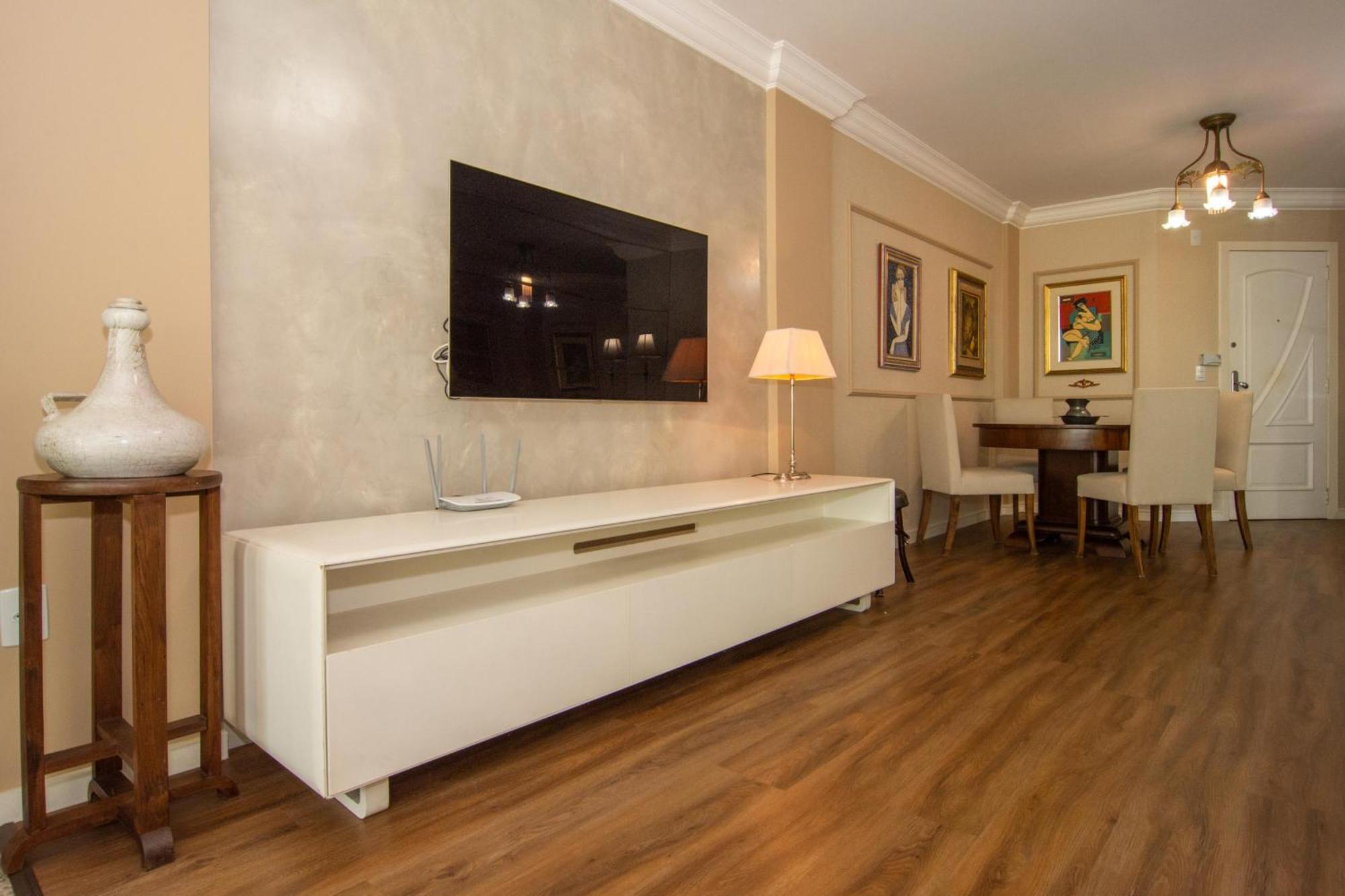 Elegancia Classica 100M Da Praia Na Rua 3700 P1397 บัลเนอาริโอ กังโบริว ภายนอก รูปภาพ