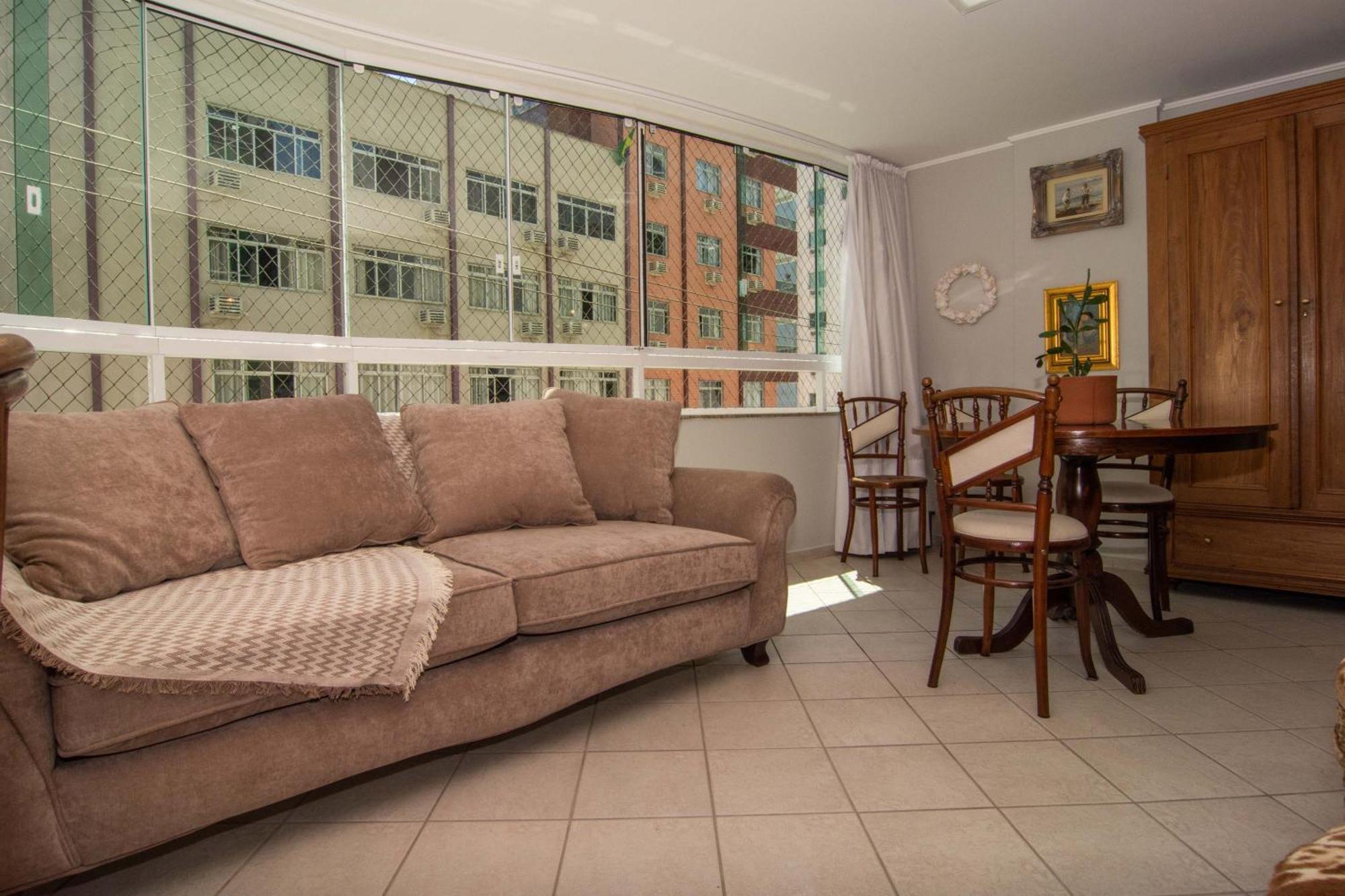 Elegancia Classica 100M Da Praia Na Rua 3700 P1397 บัลเนอาริโอ กังโบริว ภายนอก รูปภาพ