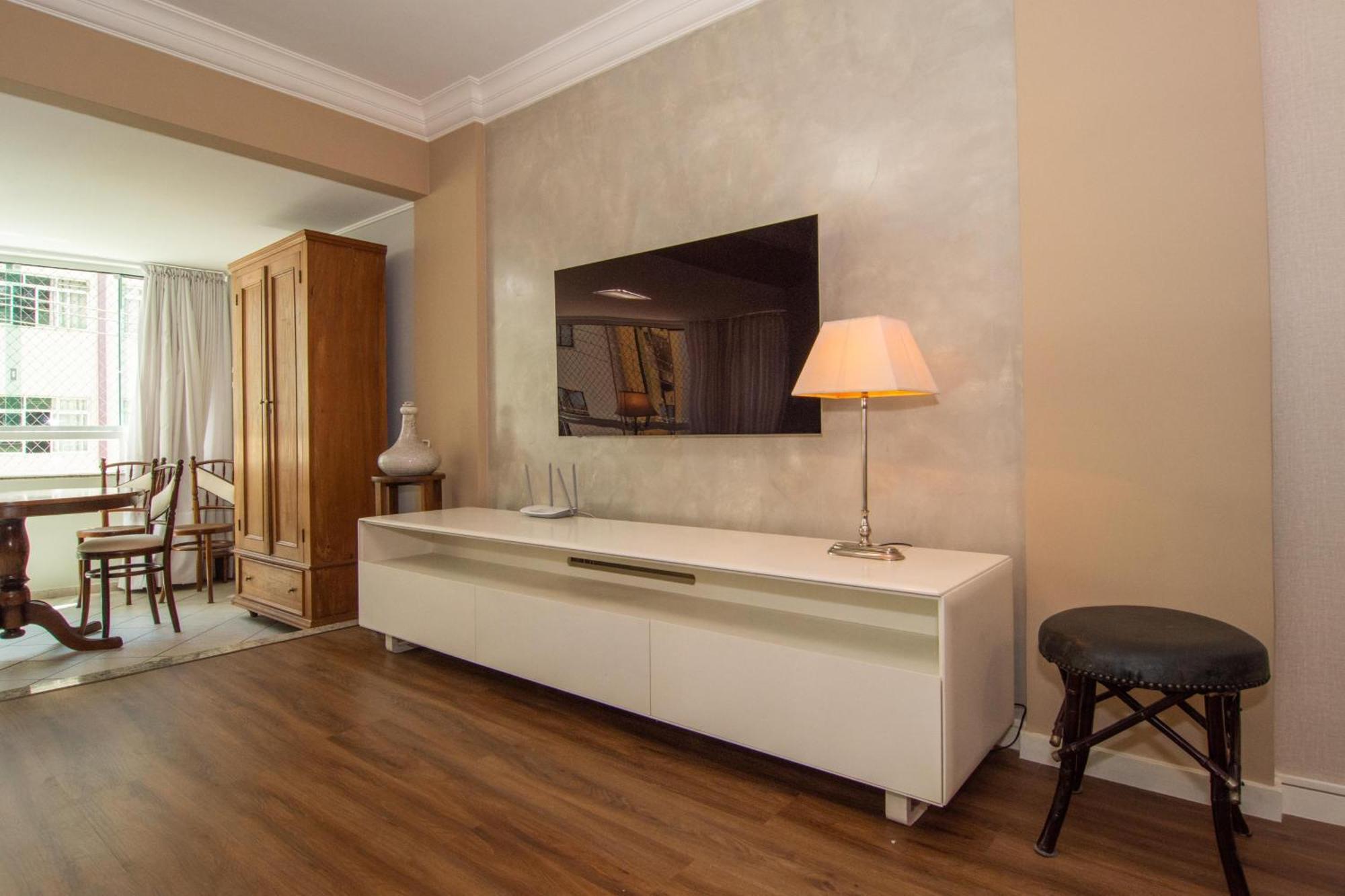 Elegancia Classica 100M Da Praia Na Rua 3700 P1397 บัลเนอาริโอ กังโบริว ภายนอก รูปภาพ