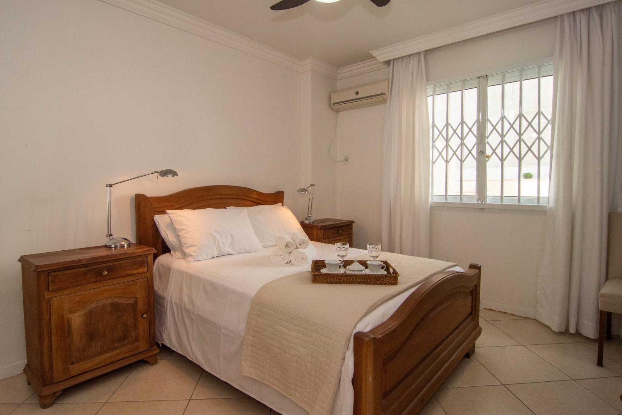 Elegancia Classica 100M Da Praia Na Rua 3700 P1397 บัลเนอาริโอ กังโบริว ภายนอก รูปภาพ
