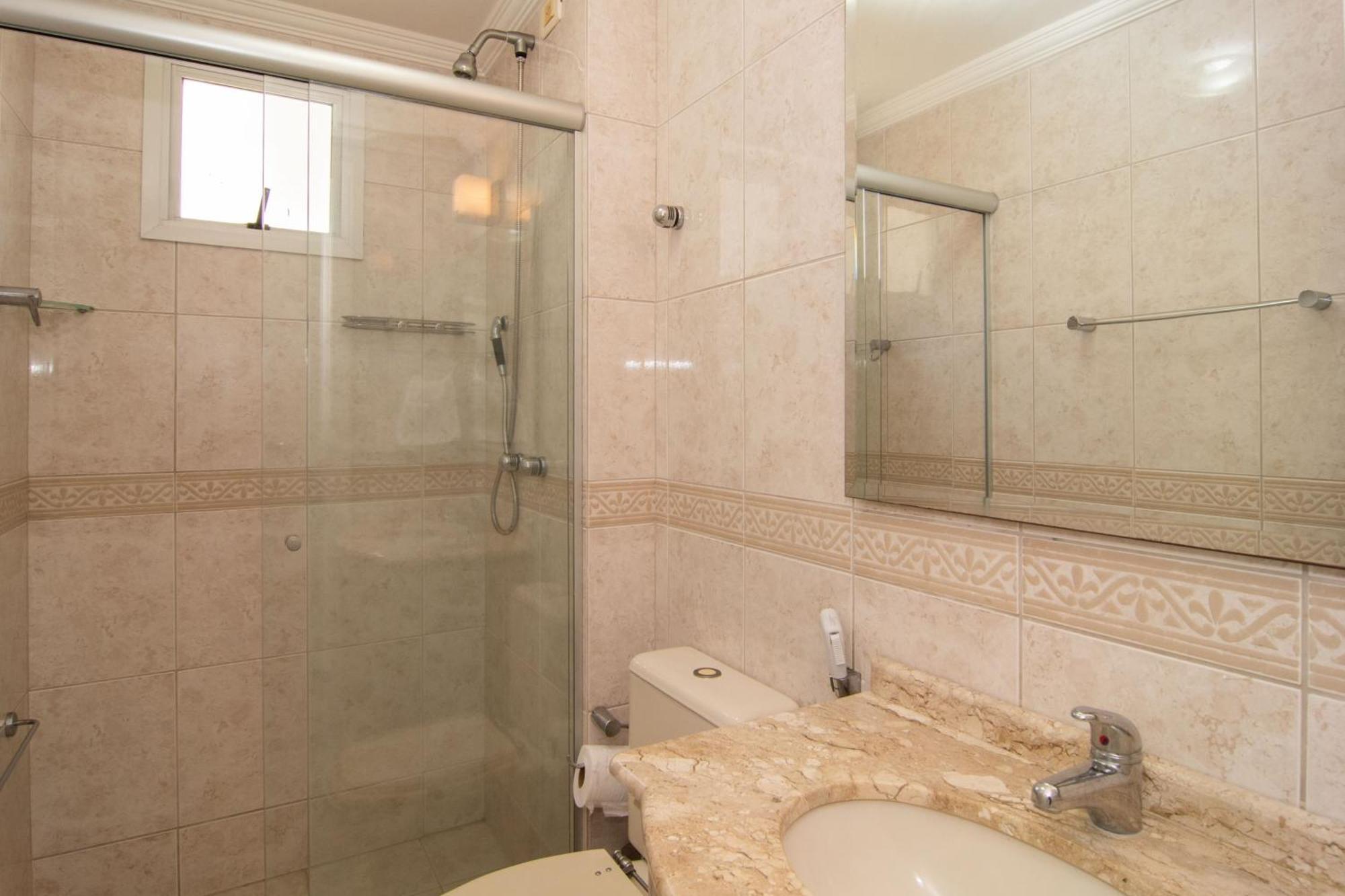 Elegancia Classica 100M Da Praia Na Rua 3700 P1397 บัลเนอาริโอ กังโบริว ภายนอก รูปภาพ
